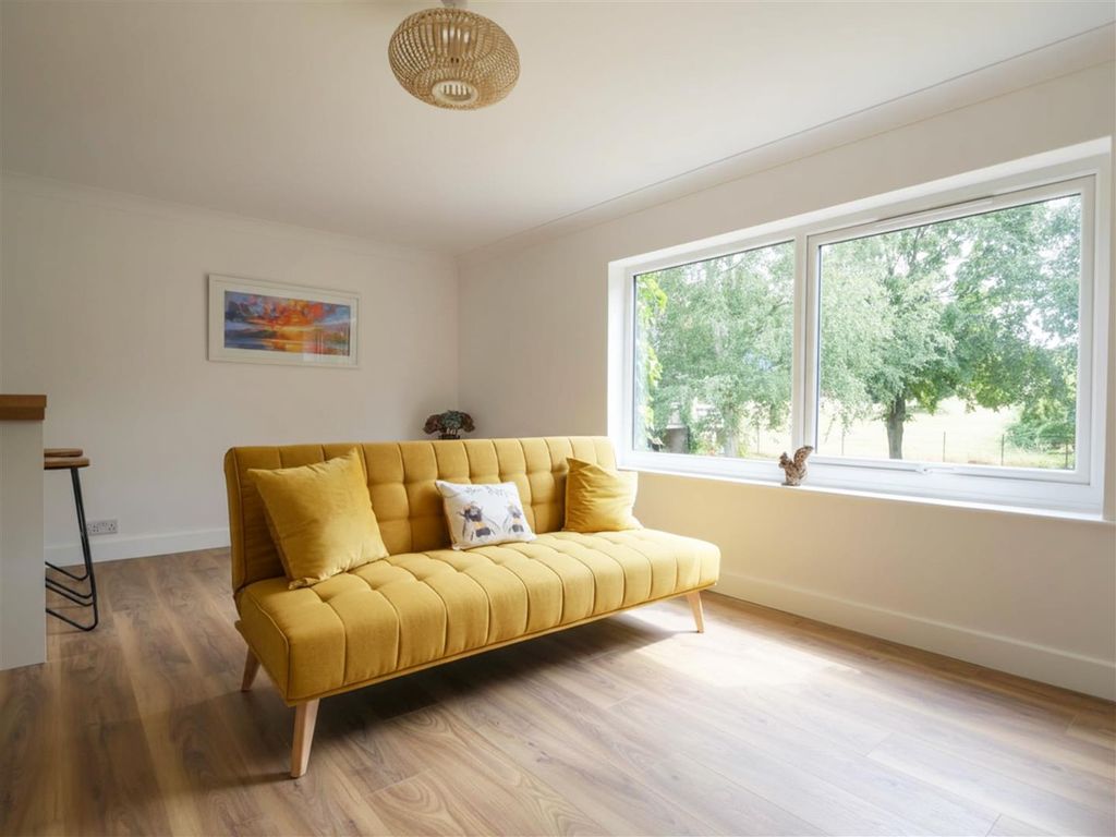 Property photo 3 of 12 l6.Png