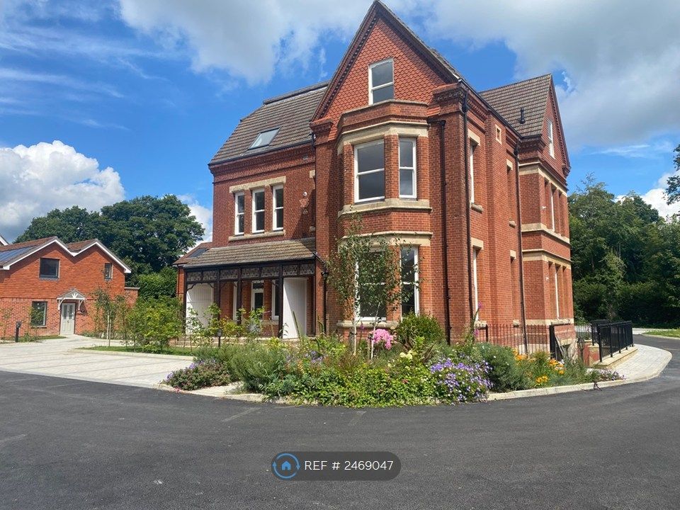 Property photo 2 of 14