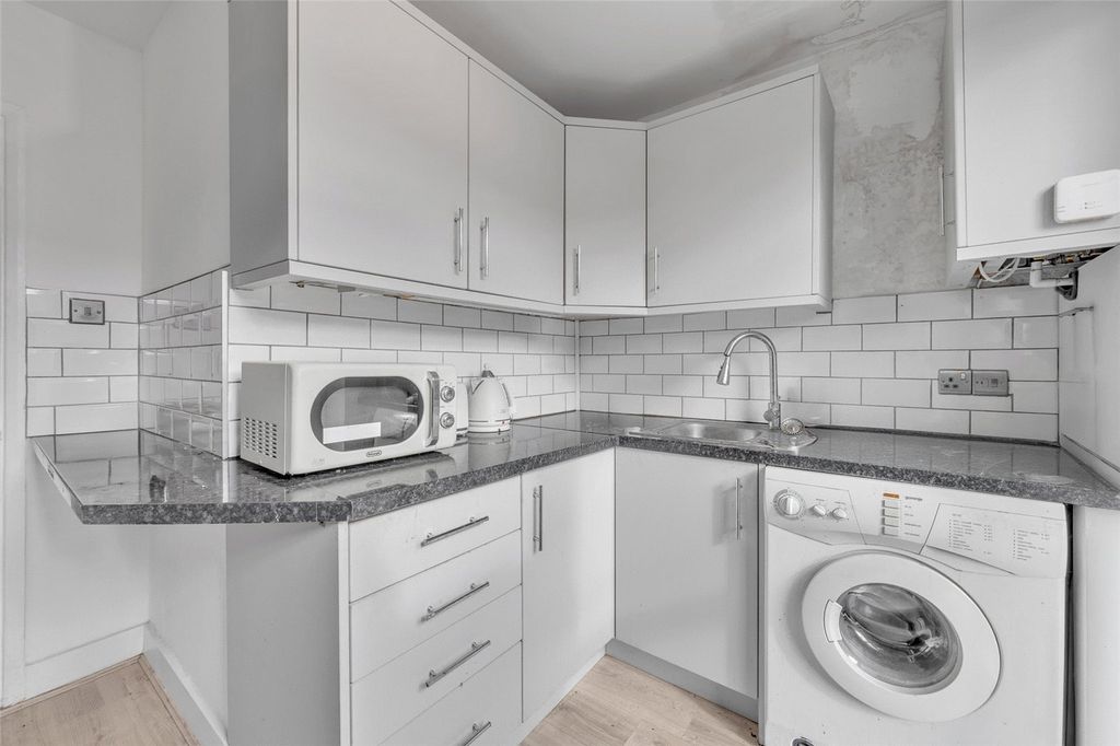 Property photo 2 of 15 Picture No. 08