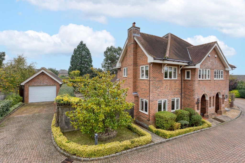 Property photo 1 of 22 2935463