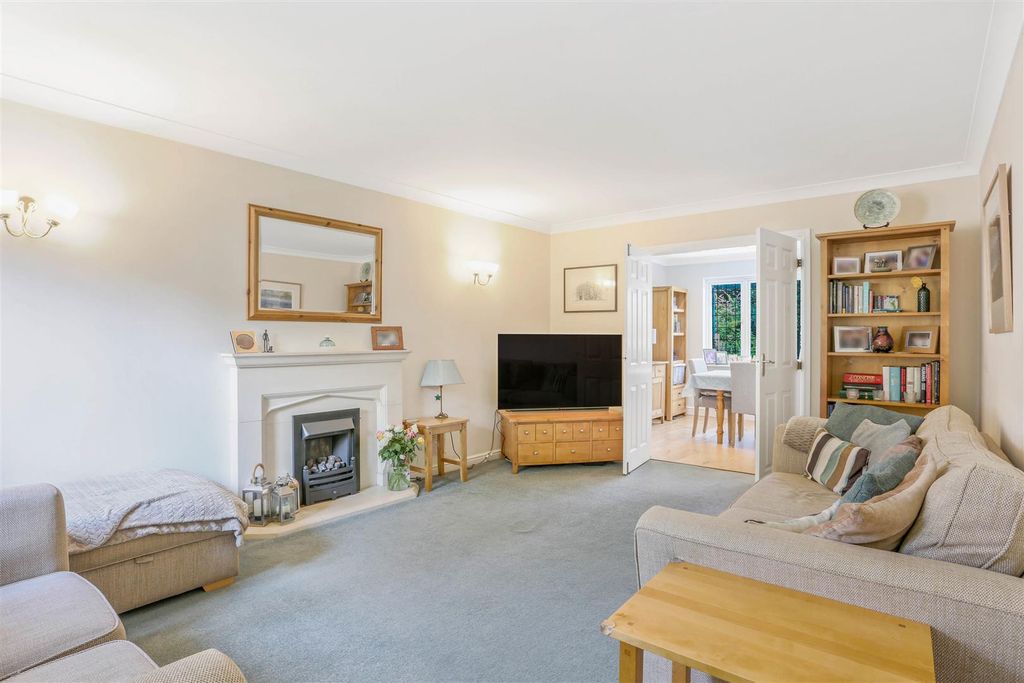 Property photo 3 of 37 1512110640 - 9.Jpg