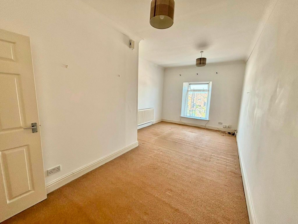 Property photo 3 of 3