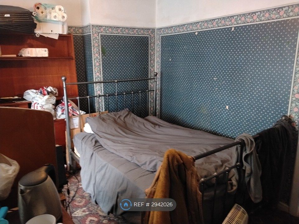 Property photo 3 of 3