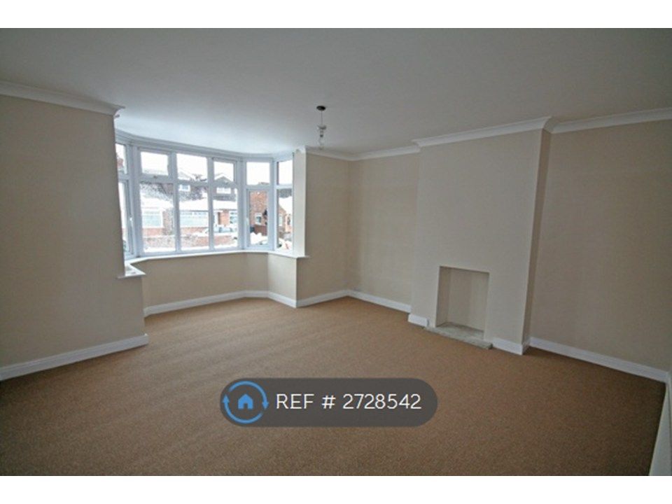 Property photo 2 of 7 Lounge