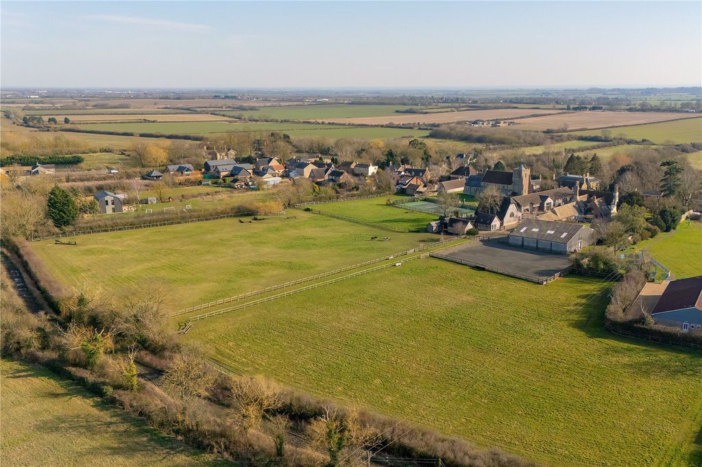 Property photo 3 of 28 Aerial