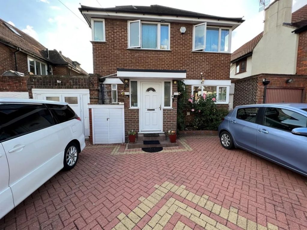 Property photo 1 of 18