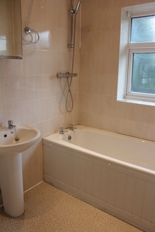 Property photo 2 of 9 Property