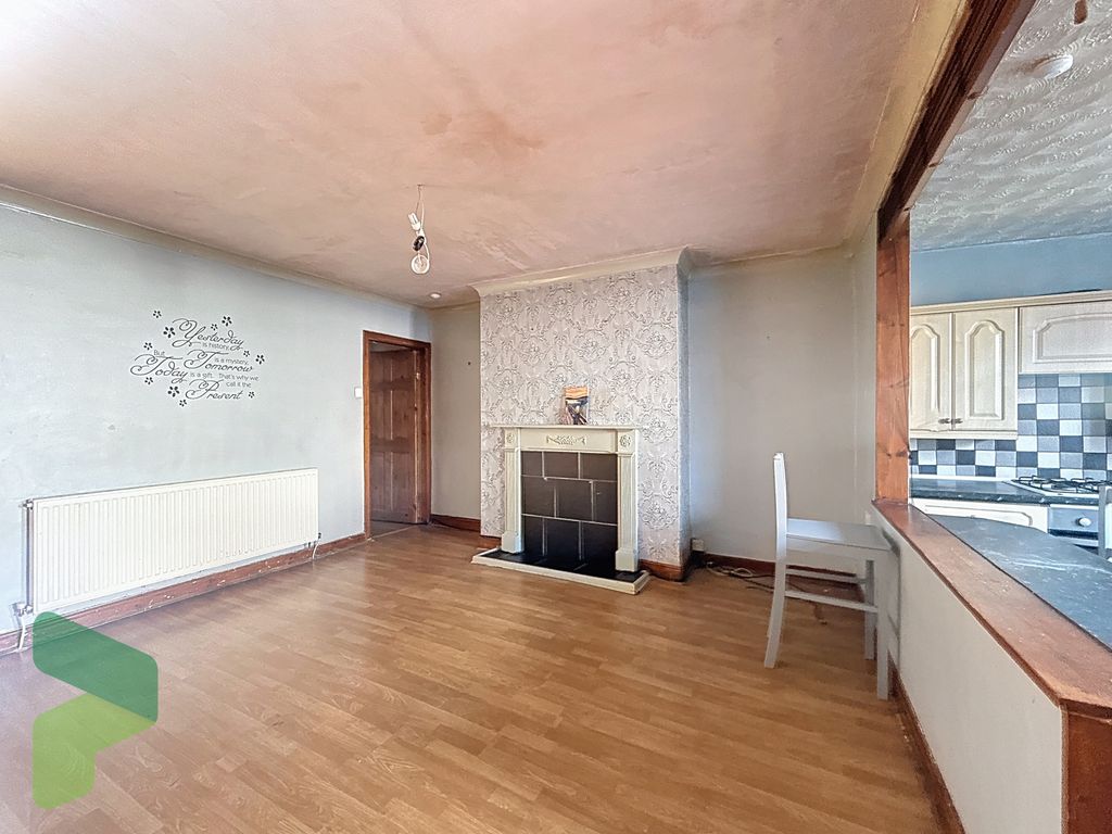 Property photo 3 of 12 Living Room/Dining Room
