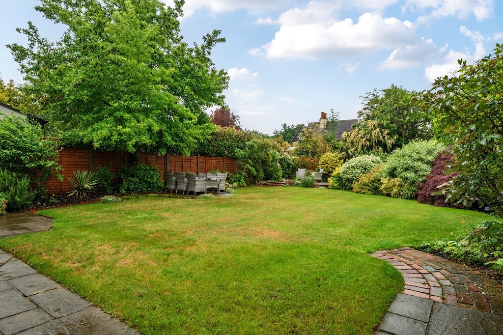 Property photo 3 of 13