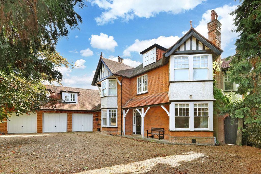 Property photo 1 of 22 Picture No. 08