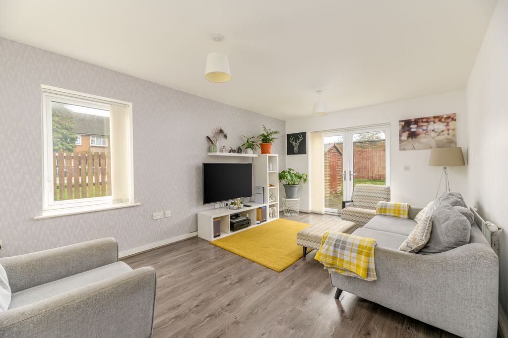 Property photo 3 of 25 03