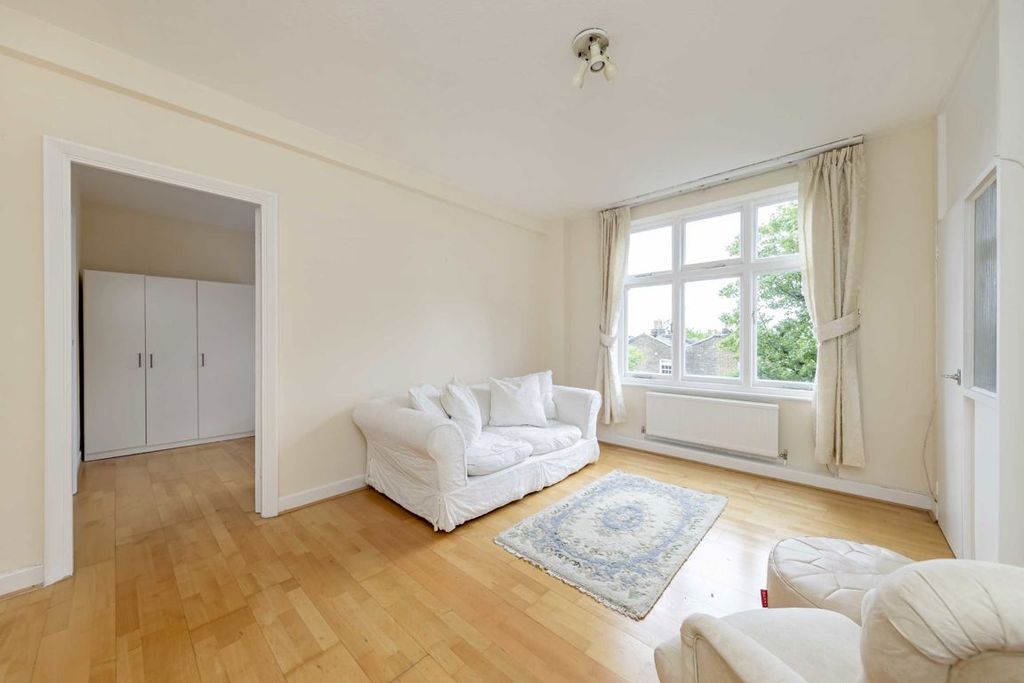 Property photo 2 of 4