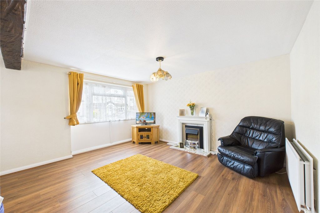 Property photo 2 of 11 Picture No. 35