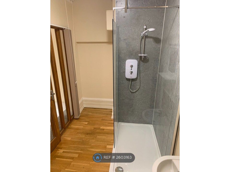 Property photo 3 of 8 Bathroom