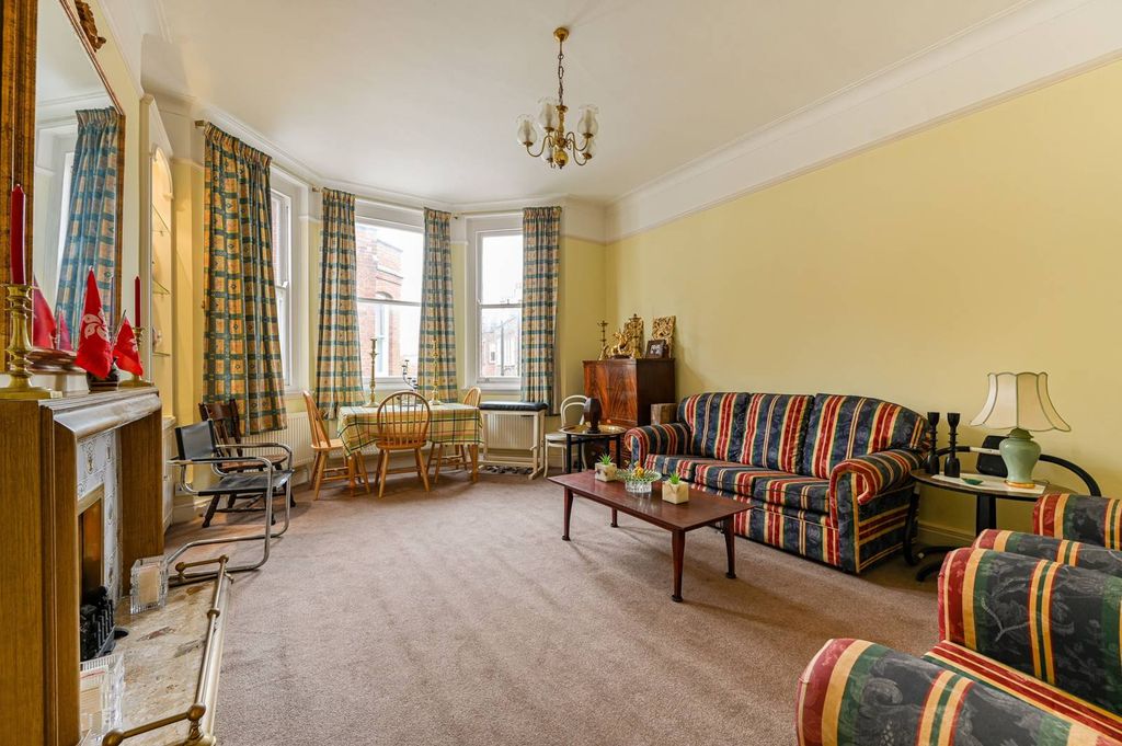 Property photo 3 of 16