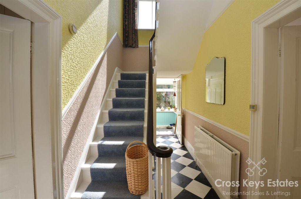 Property photo 2 of 29 Hallway