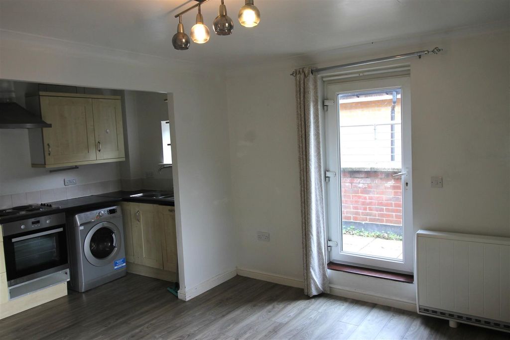 Property photo 2 of 12 Reception