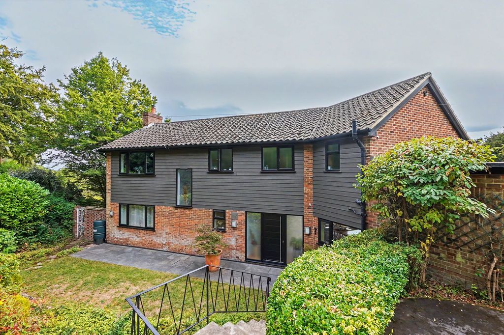 Property photo 1 of 71