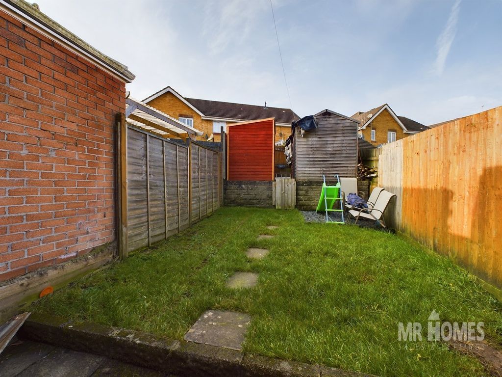 Property photo 2 of 5