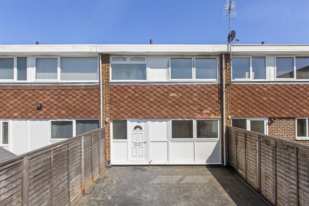 Property photo 1 of 13 Jansel Square-11.Jpg