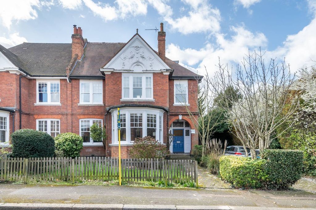 Property photo 3 of 10