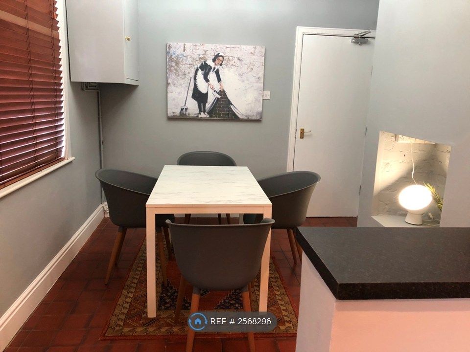 Property photo 3 of 20 Open Plan Dining