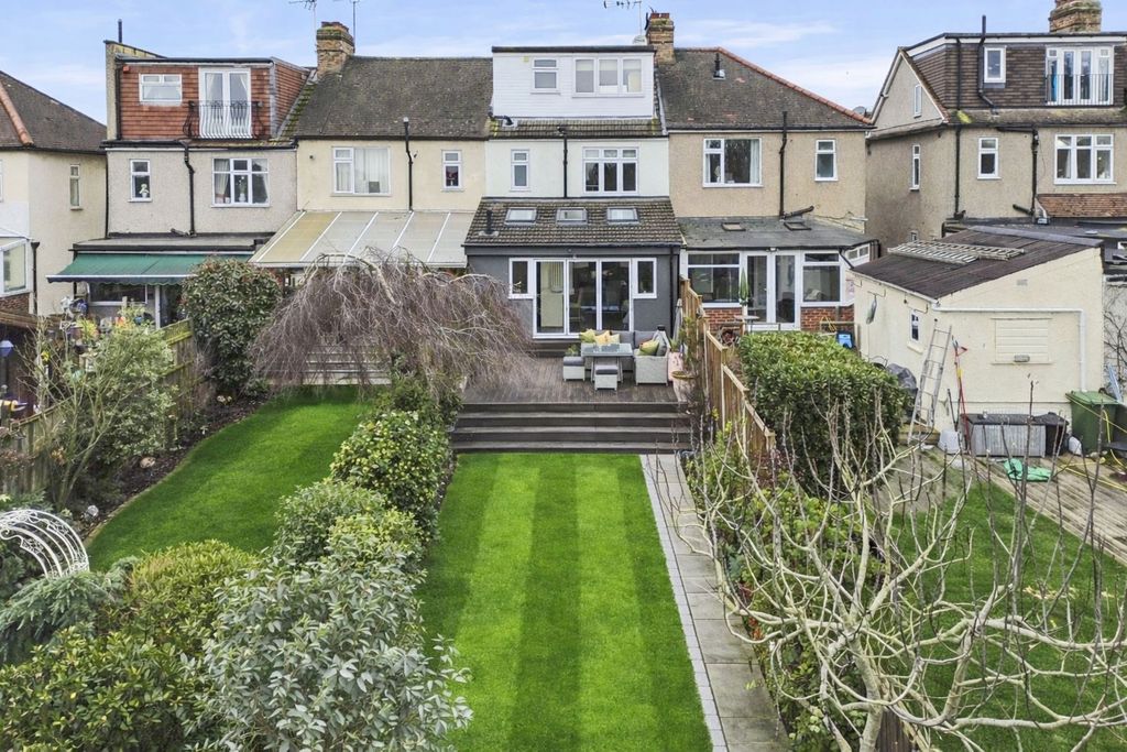 Property photo 3 of 24