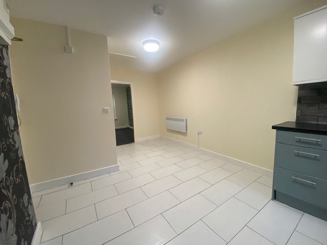 Property photo 2 of 7 Img_9275