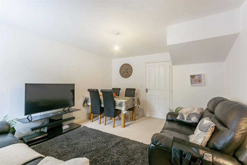 Property photo 2 of 15 CC Ltd20.Jpg