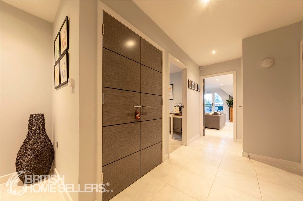 Additional image 19 of 3 bed flat for saleCampden Road, South Croydon CR2