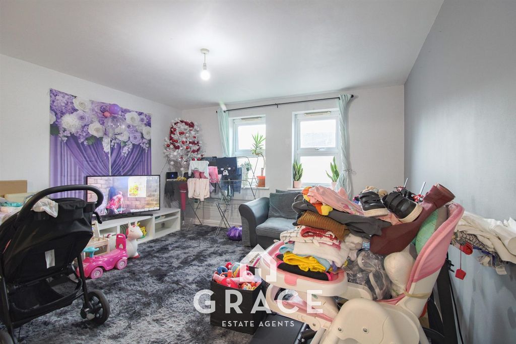 Property photo 3 of 8 Untitled_Hdr-6.Jpg