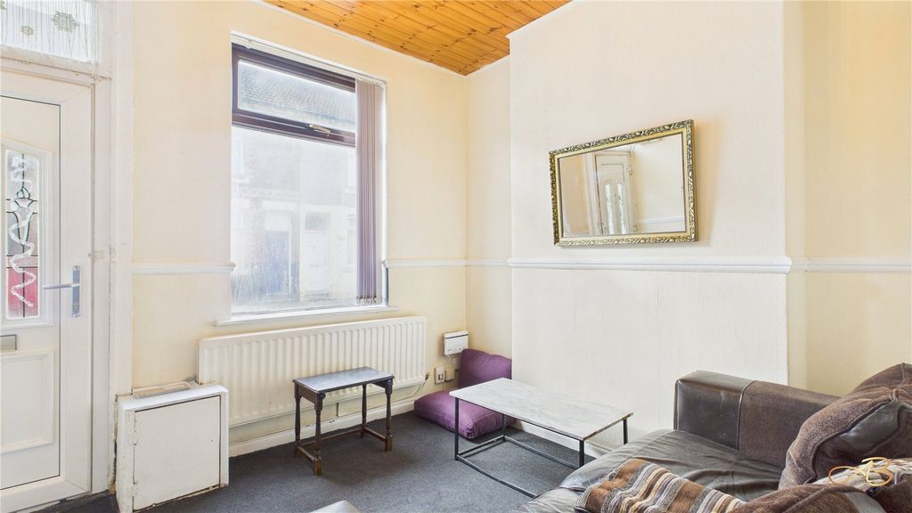 Property photo 1 of 6 Picture No. 05