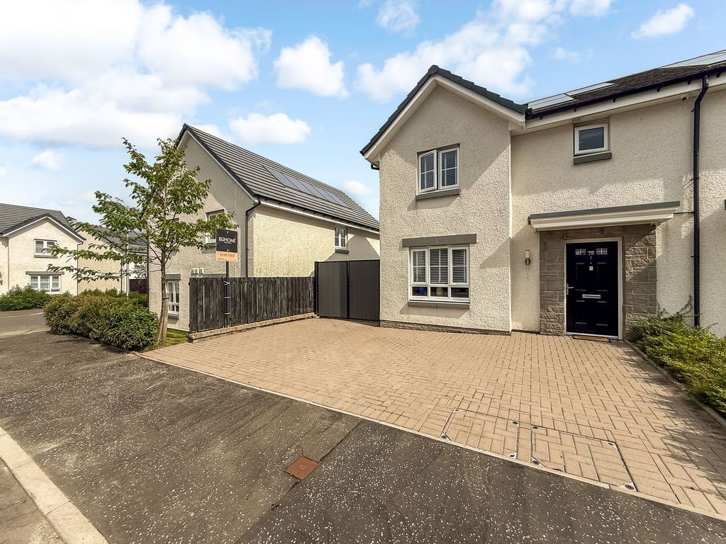 Property photo 1 of 30