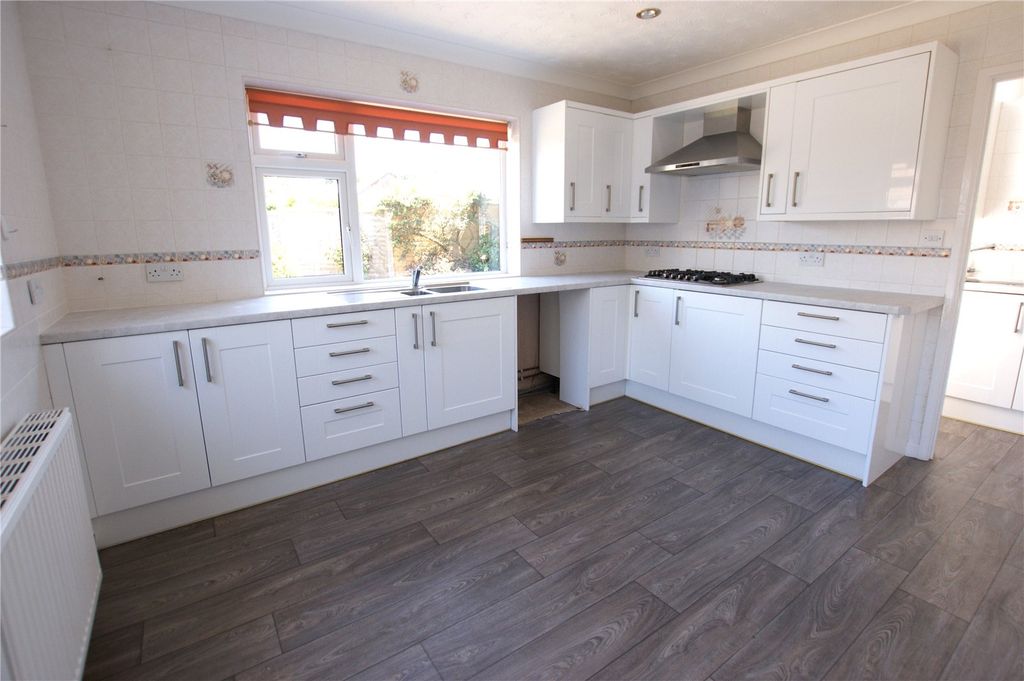 Property photo 2 of 11 Picture No. 02