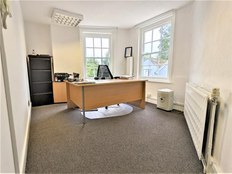 Property photo 2 of 9