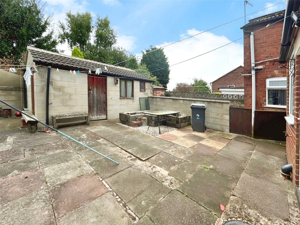 Property photo 3 of 9 Garden