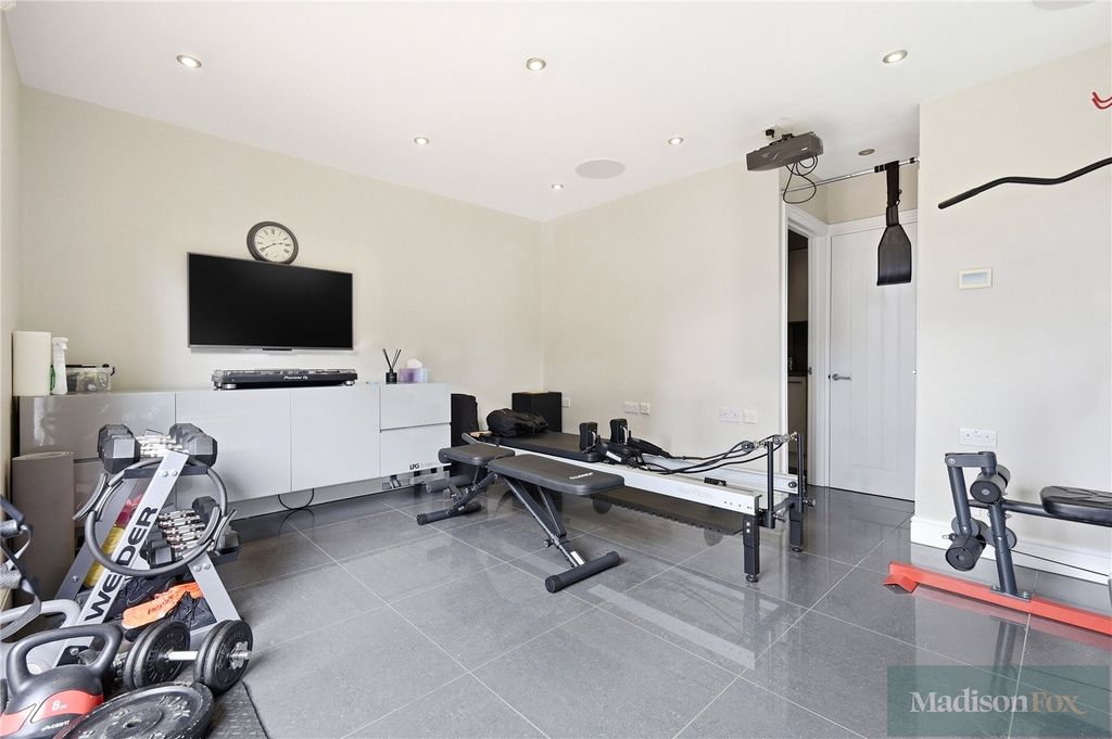 Additional image 42 of 5 bed detached house for saleWest View, Loughton, Essex IG10