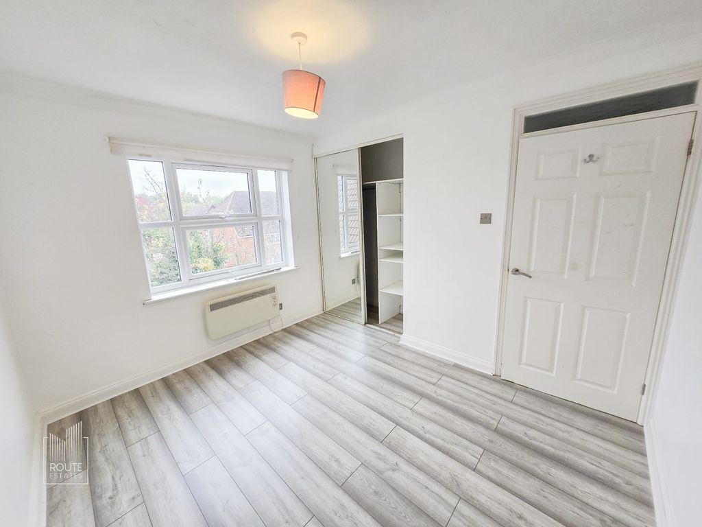 Property photo 3 of 10 Photo 2