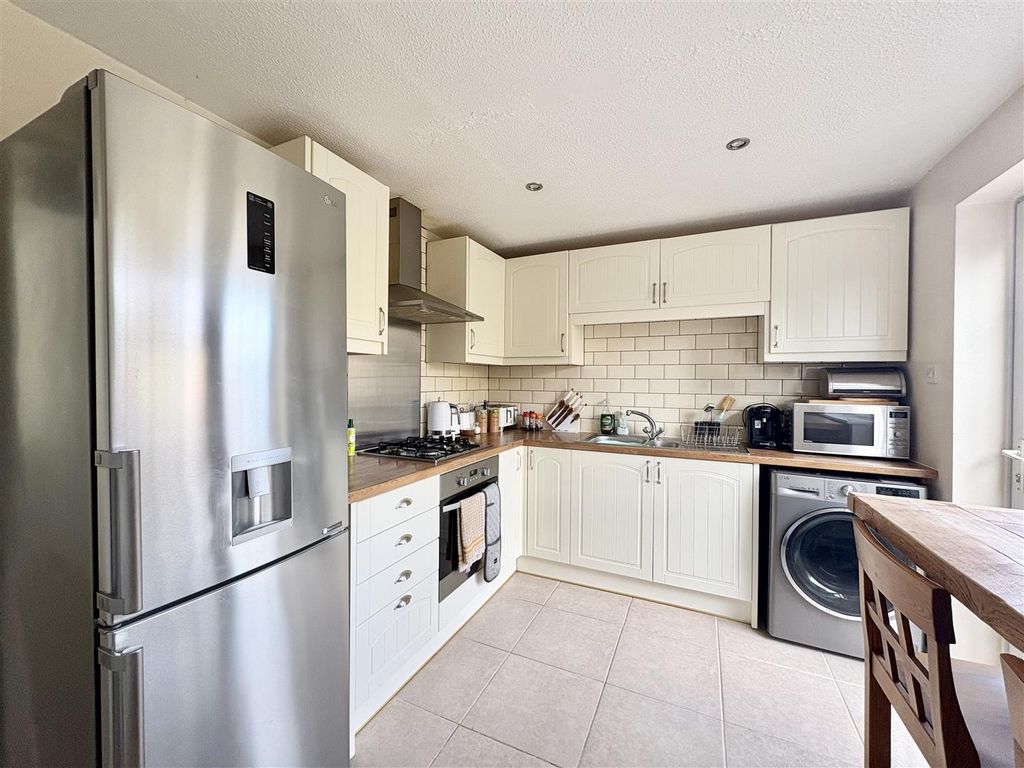 Property photo 2 of 14 Image00014.Jpeg