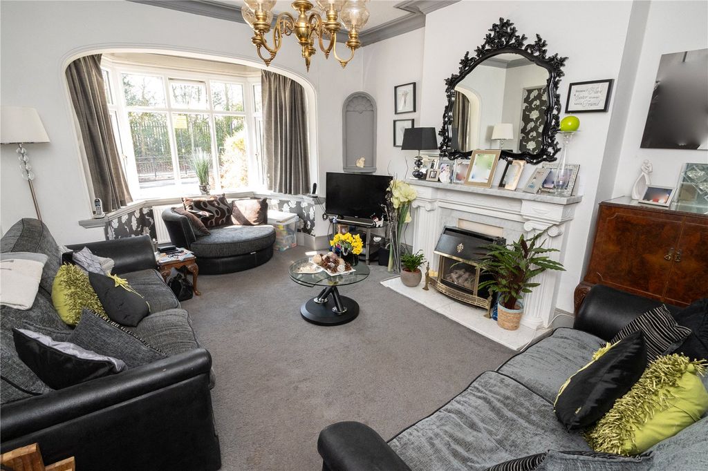 Property photo 2 of 20 Picture No. 21