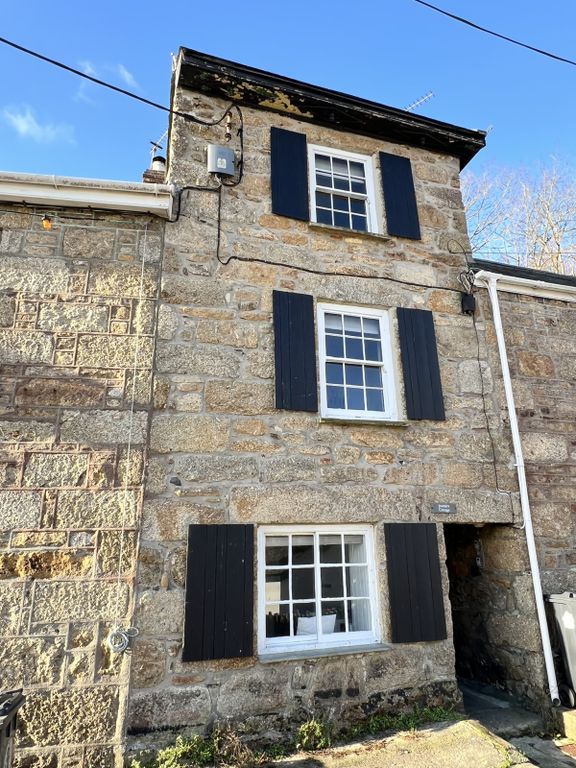 Property photo 1 of 11 1Â Bedroom Cottage For Sale