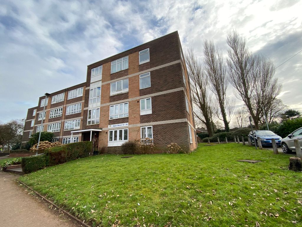 Property photo 2 of 13