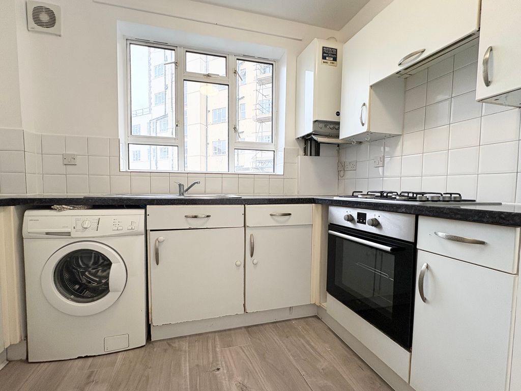 Property photo 3 of 10 View