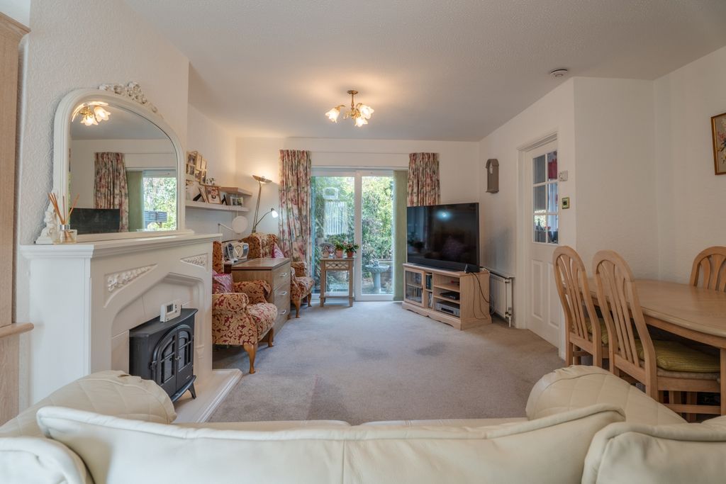 Property photo 3 of 19 Dsc01866-Hdr