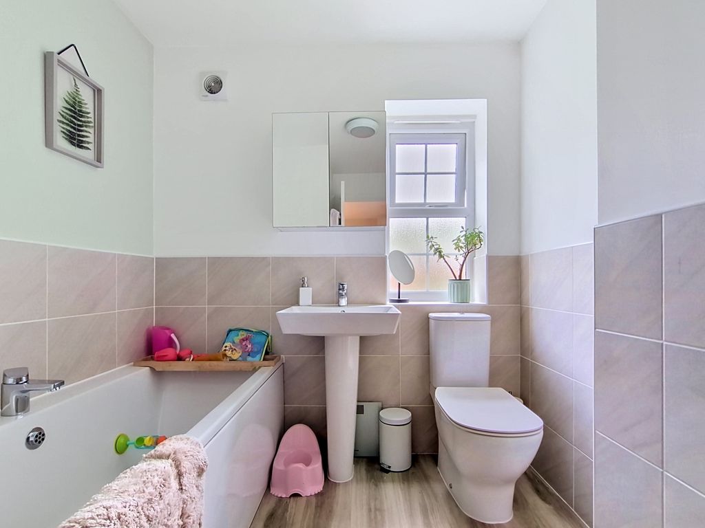 Additional image 22 of 4 bed detached house for saleLockgate Rise, Birkenshaw, Bradford, West Yorkshire BD11