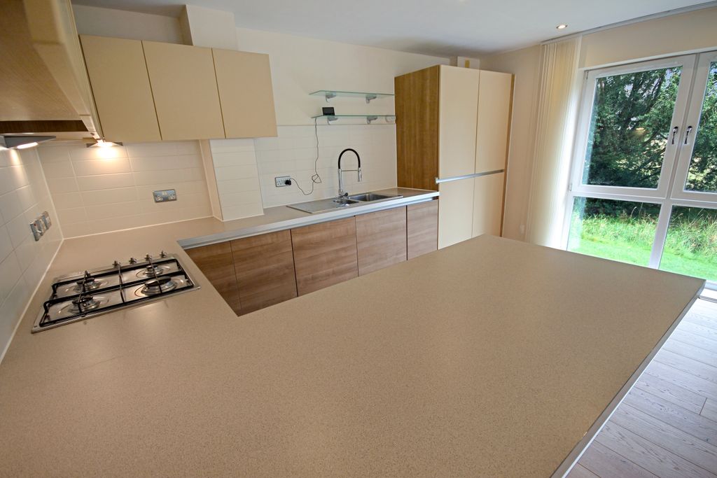 Property photo 3 of 13 Img_8932