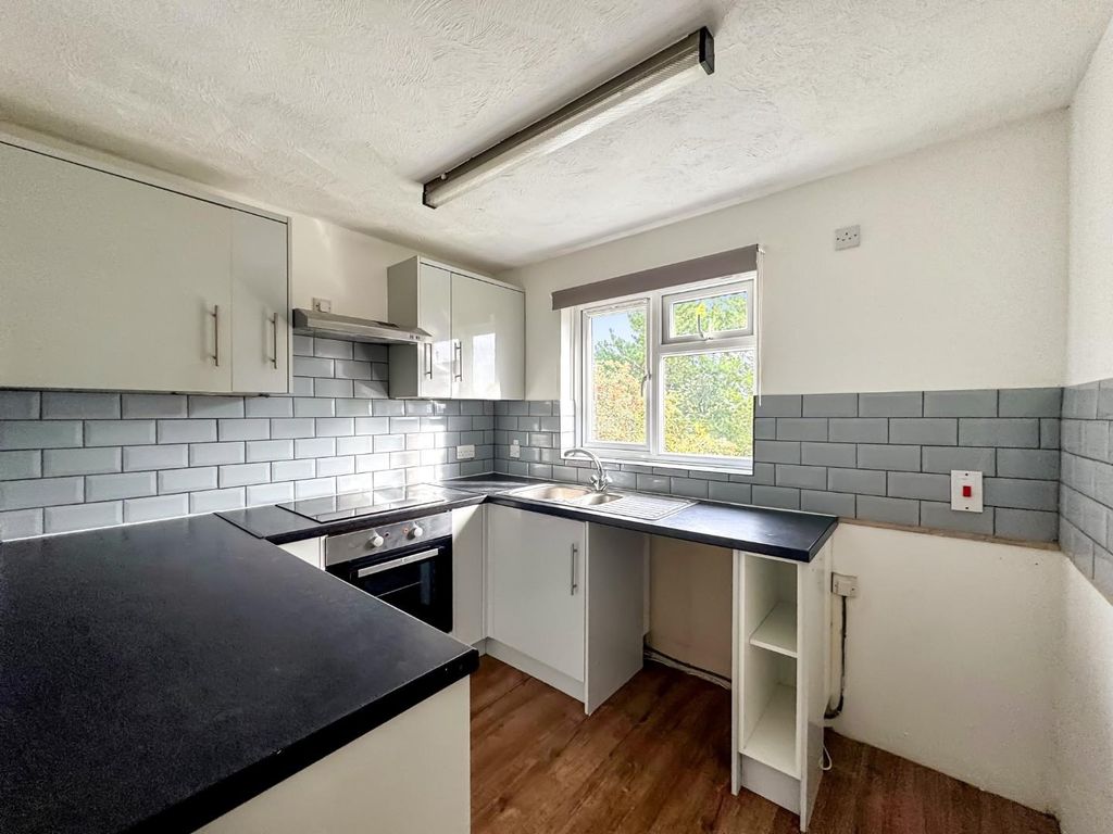 Property photo 3 of 8 5.Jpg