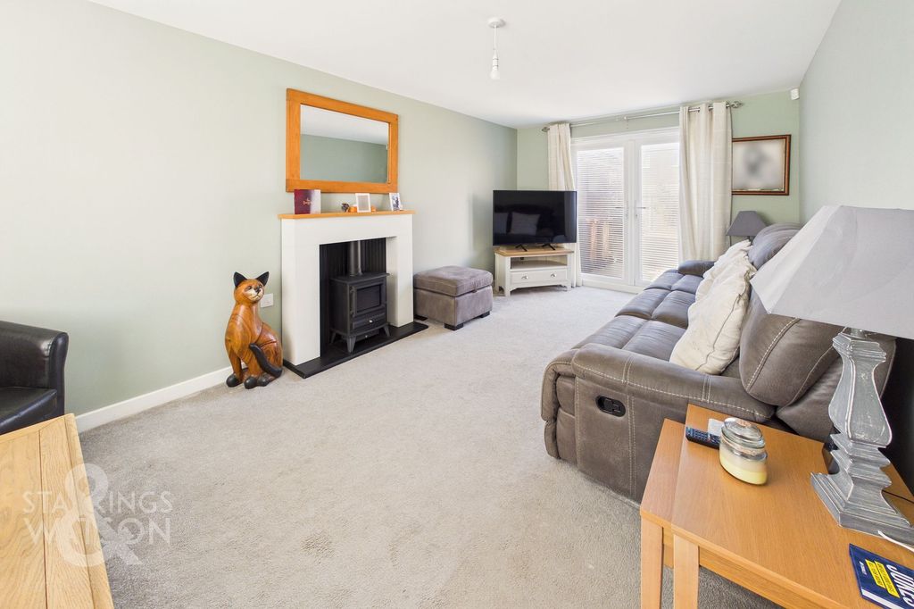 Property photo 2 of 19