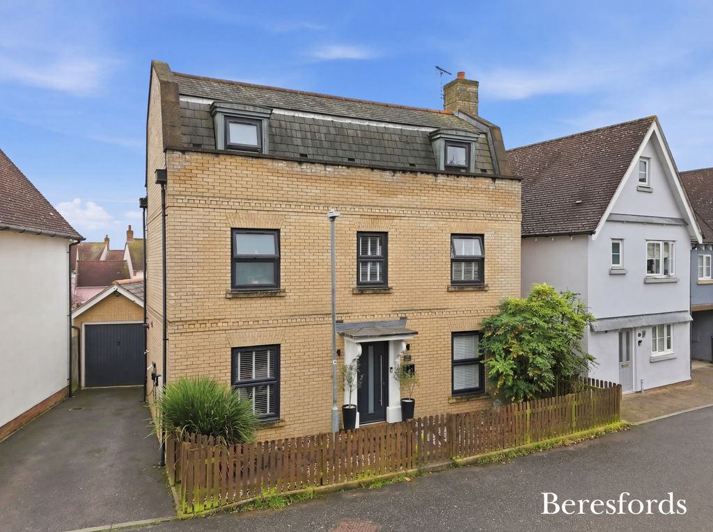 Property photo 1 of 23 Front