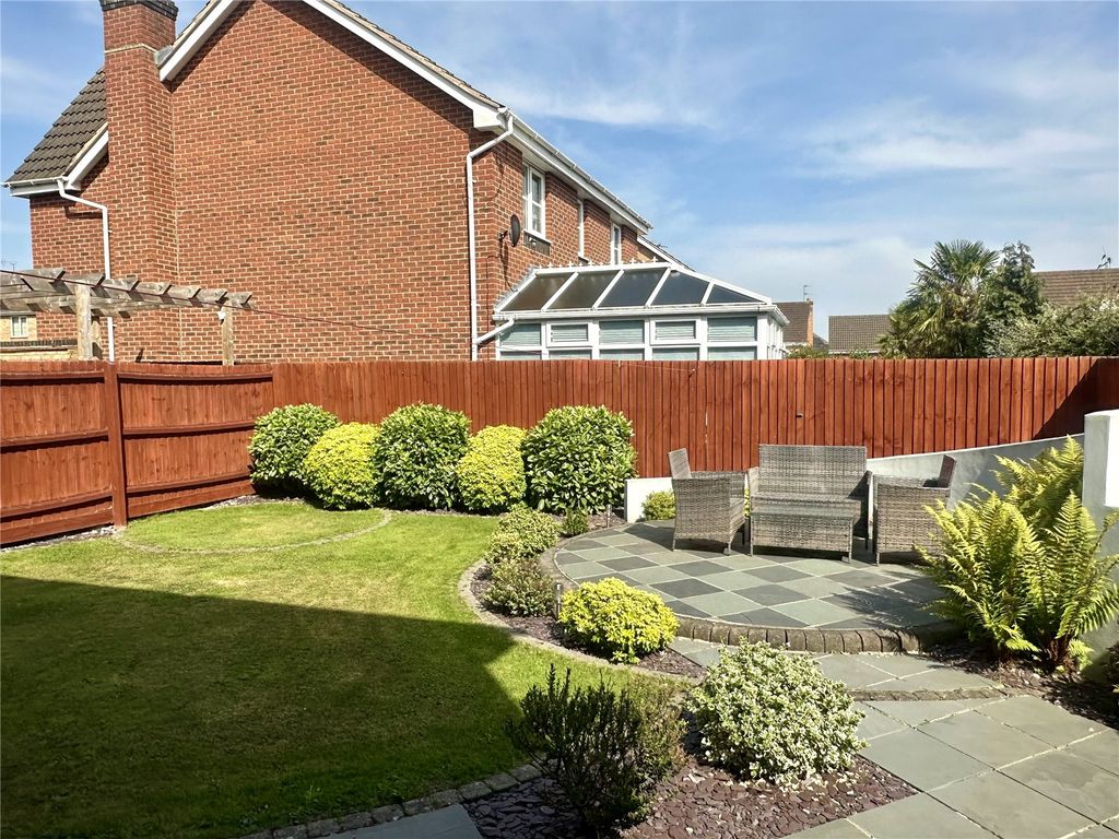 Property photo 2 of 11 Picture No. 03